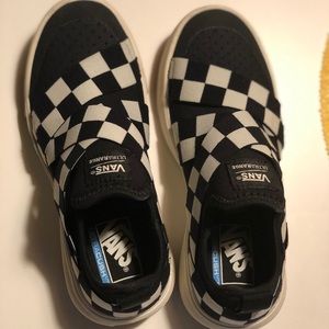 Vans no tie sneakers! Super cute worn once